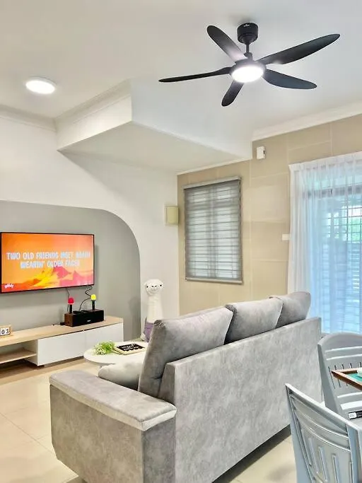Mount Austin Huge Bbq Space Corner House Johor Bahru Malaysia